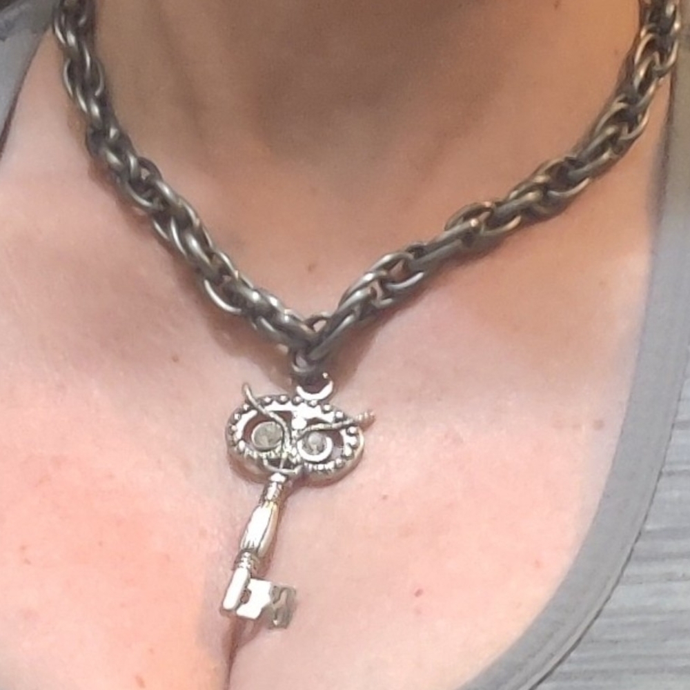 ⭐3 For $21⭐Silver Owl Key Pendant Necklace